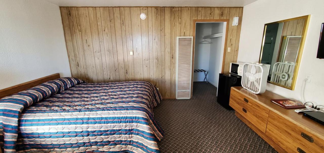 Budget Inn Motel แกลลัพ ภายนอก รูปภาพ