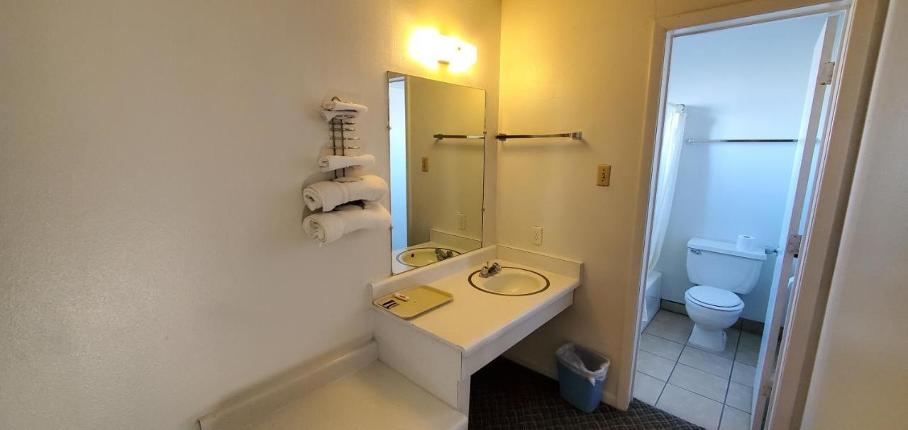 Budget Inn Motel แกลลัพ ภายนอก รูปภาพ