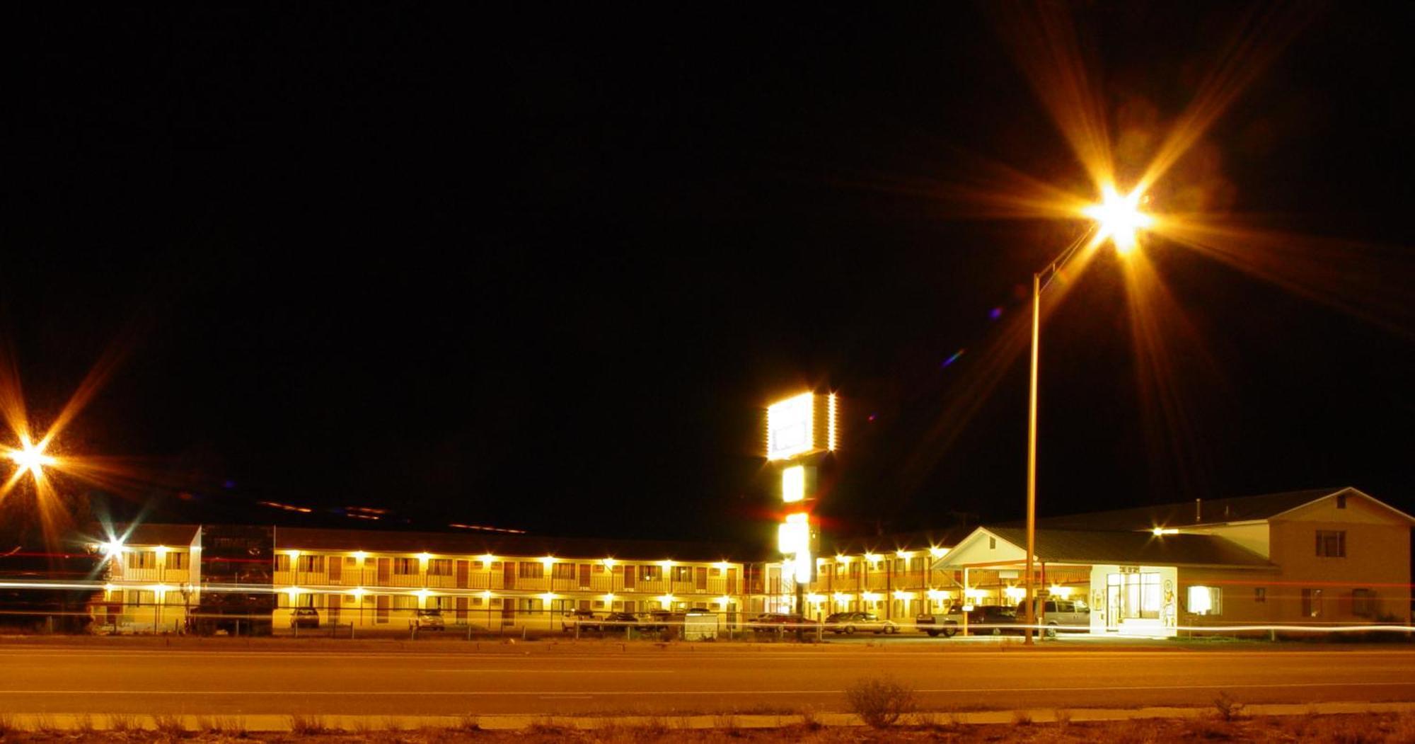 Budget Inn Motel แกลลัพ ภายนอก รูปภาพ