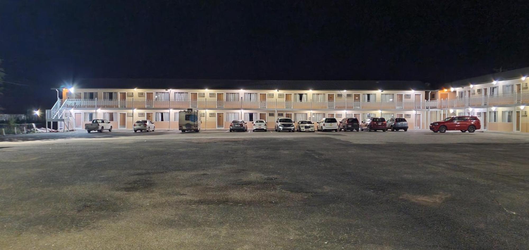 Budget Inn Motel แกลลัพ ภายนอก รูปภาพ